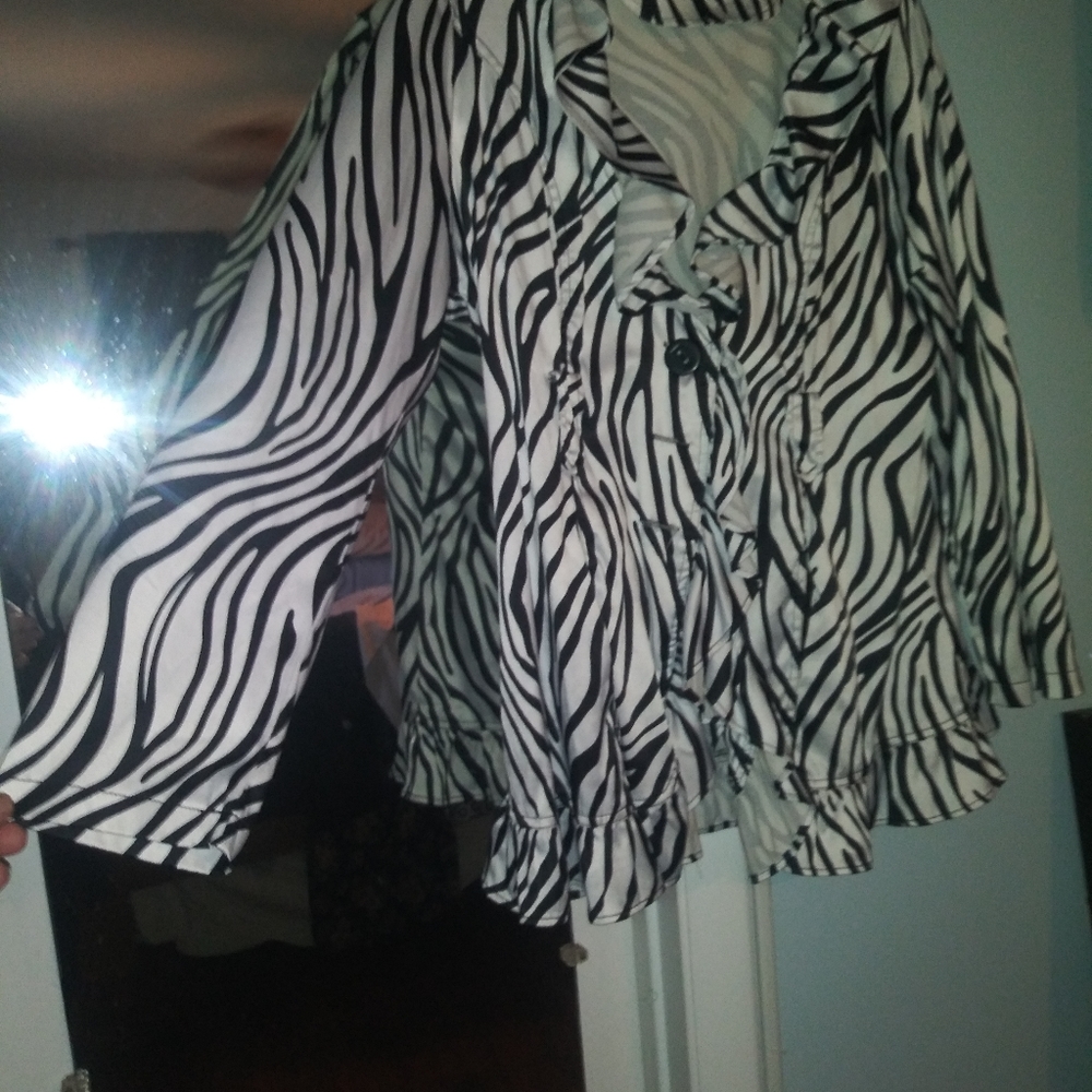 jacket - Picture 3 of 6